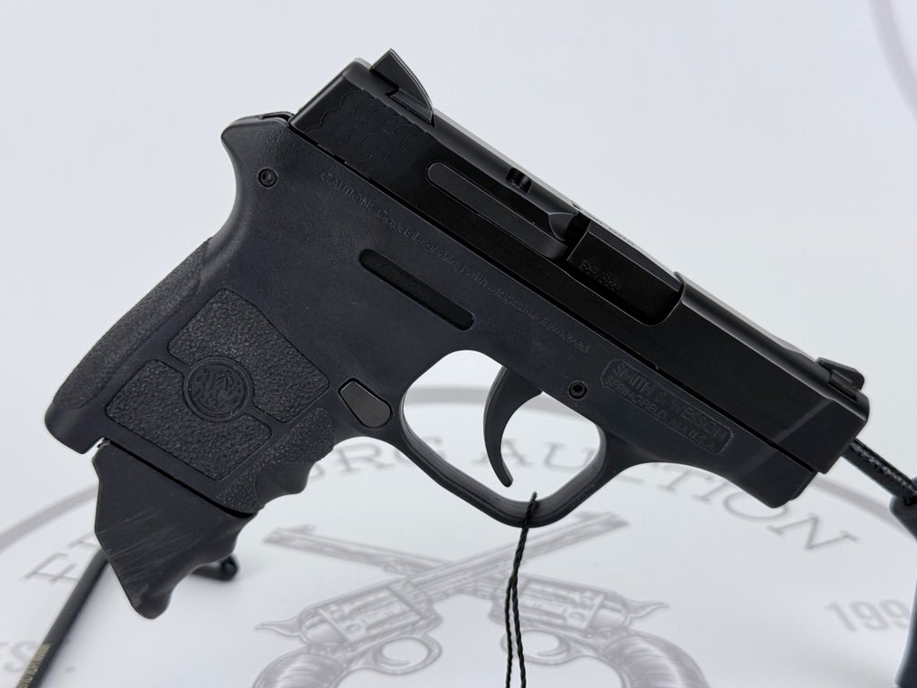 Smith & Wesson Bodyguard 380 Semi-Automatic Pistol - .380 ACP