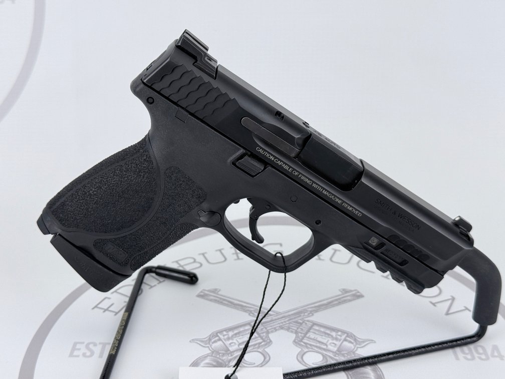 Smith & Wesson M&P45 2.0 Semi-Automatic Pistol - .45 ACP