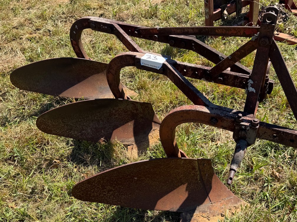 3 bottom massey breaking plow