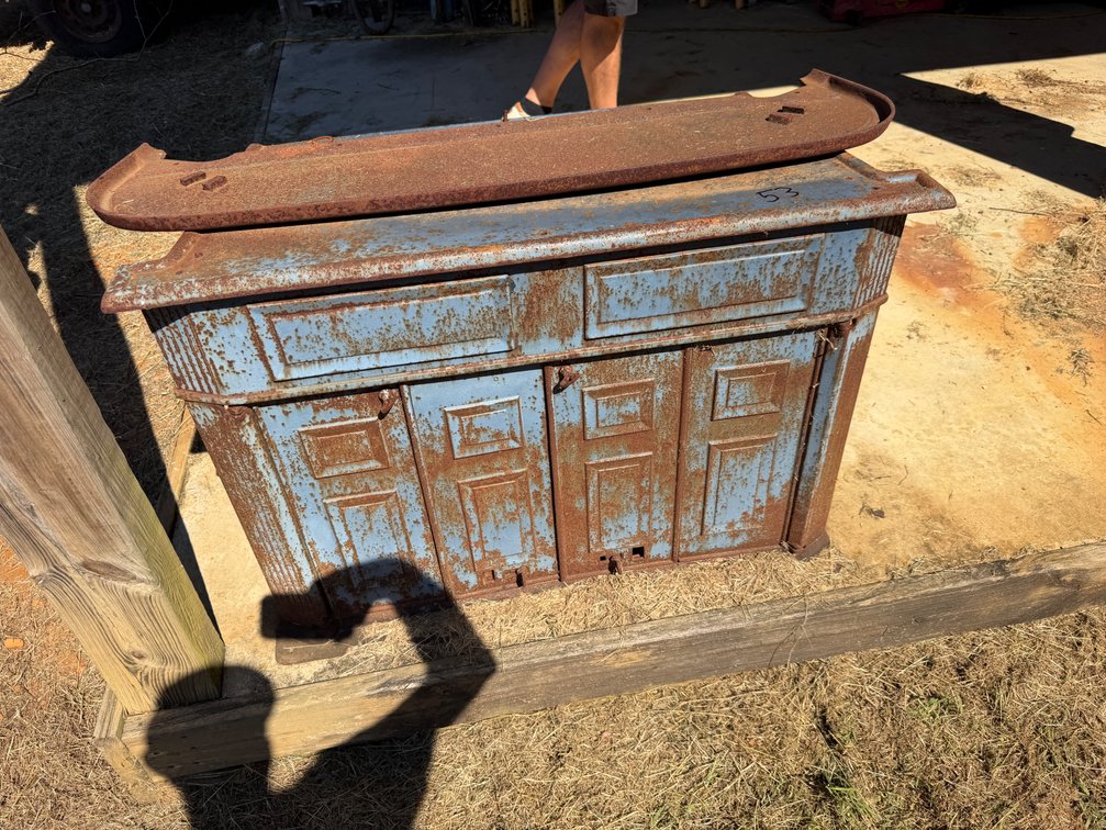Montgomery Ward heater.   Cast