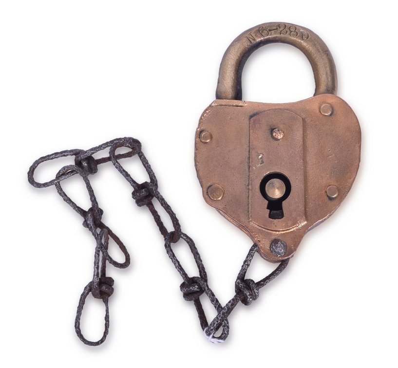 Louisville And Nashville Railroad Brass Heart Shaped Lock