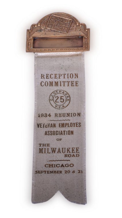 1934 Milwaukee Road Veteran Employee Association - Brass Badge w/ Ribbon