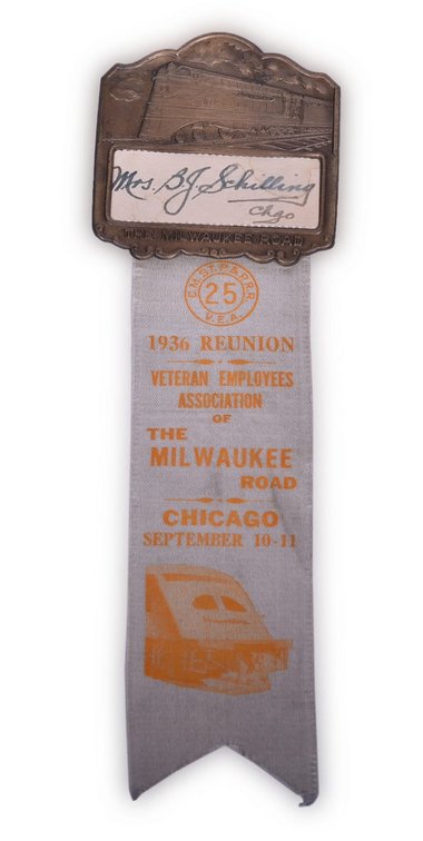 1936 Milwaukee Road Veteran Employee Association - Hiawatha Brass Badge w/ Ribbon