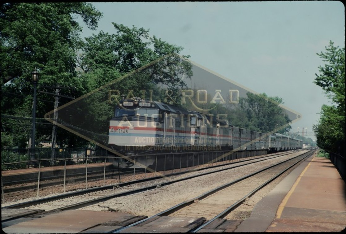 18 Slides - Amtrak, Illinois Central, Metra, Santa Fe, Pennsylvania Steam
