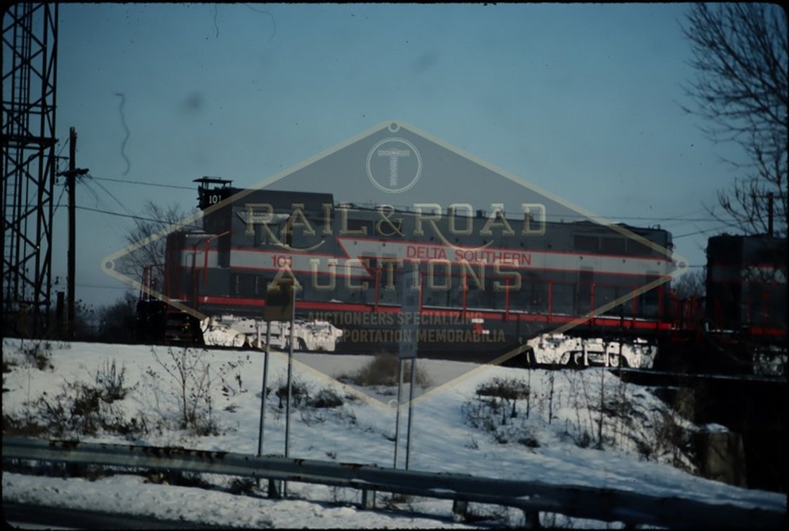 20 Slides - Delta Southern, Family Lines, Oneida Western, Louisville and Nashville, Milwaukee Road, Canadian National Steam, United States Army