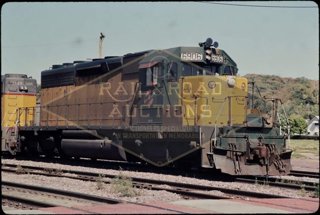 20 Slides - Chicago and North Western, Union Pacific Steam, Cotton Belt, Burlington Northern, Amtrak, LMX
