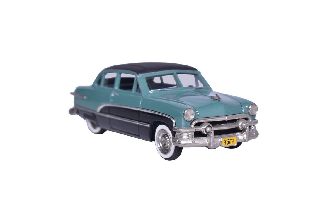 USA Models 1951 Ford Crestliner