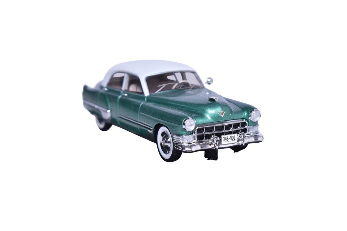 Neo Scale Models 1949 Cadillac Series 62 Touring Sedan