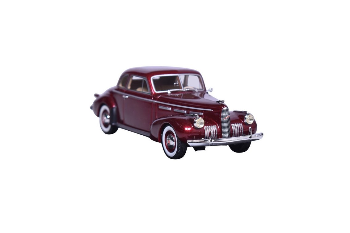 Neo Scale Models 1940 LaSalle Series 50 Coupe