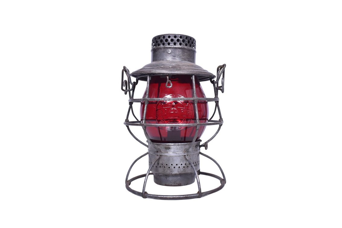 Adlake Reliable Baltimore and Ohio Railroad Lantern with Red Cast Capital Dome Locomotive Globe