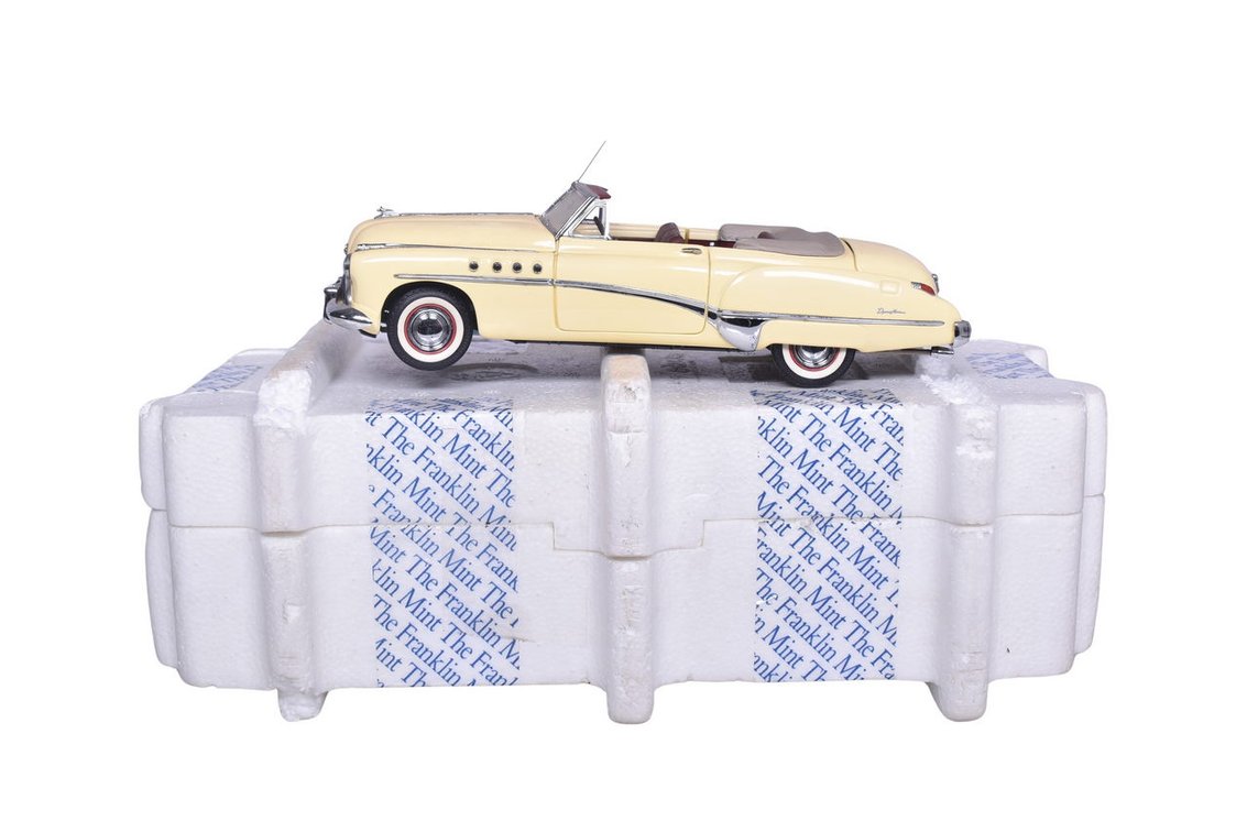 Franklin Mint 1:24 Diecast 1949 Buick Roadmaster