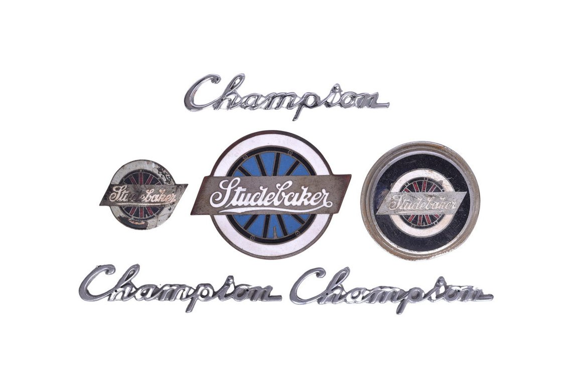 1924-1926 Studebaker Car Radiator Emblem Badge and Three 1940s Champion Nameplate Scripts
