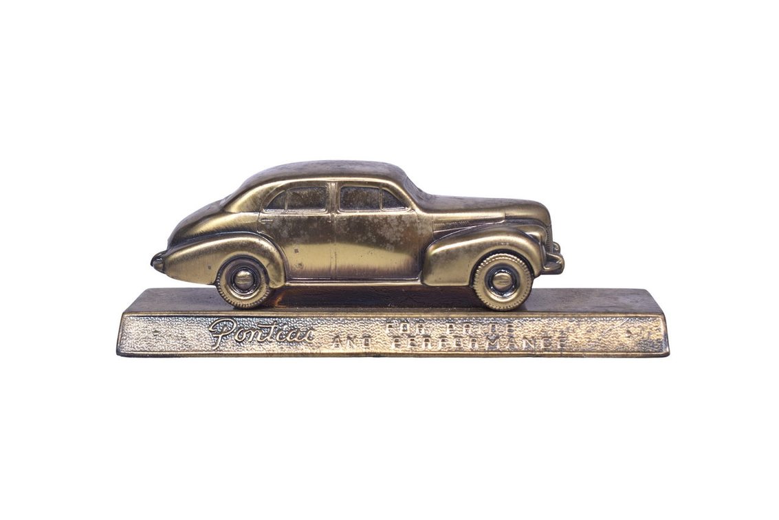 1940 Pontiac Promotional Die Cast Metal Desk Paperweight