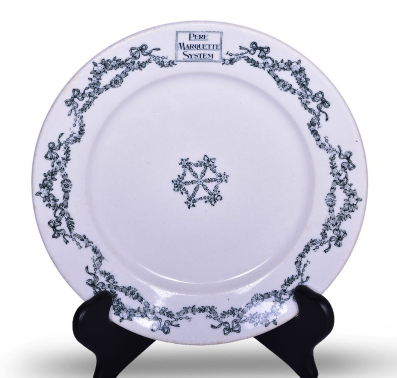 Pere Marquette System Railroad Syracuse China Dining Plate 9"