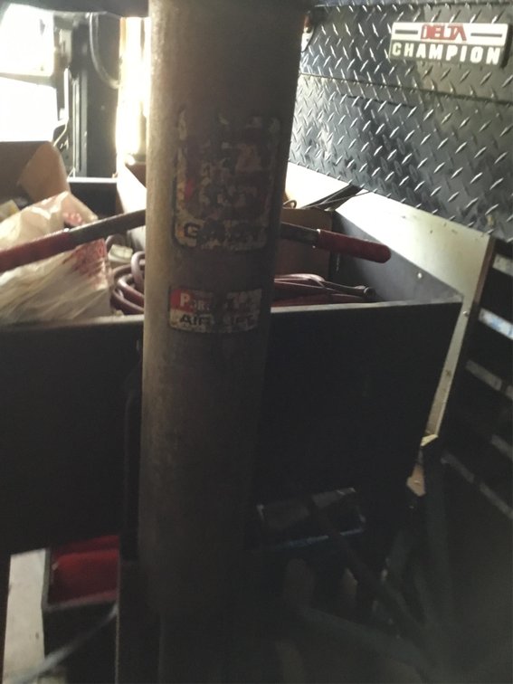 GRAY Port-A-Matic Air Lift Bumper Jack