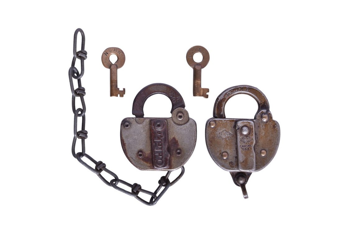 High Point, Thomasville and Denton Lock w/ Serif Font Key and Norfolk Southern Steel Lock