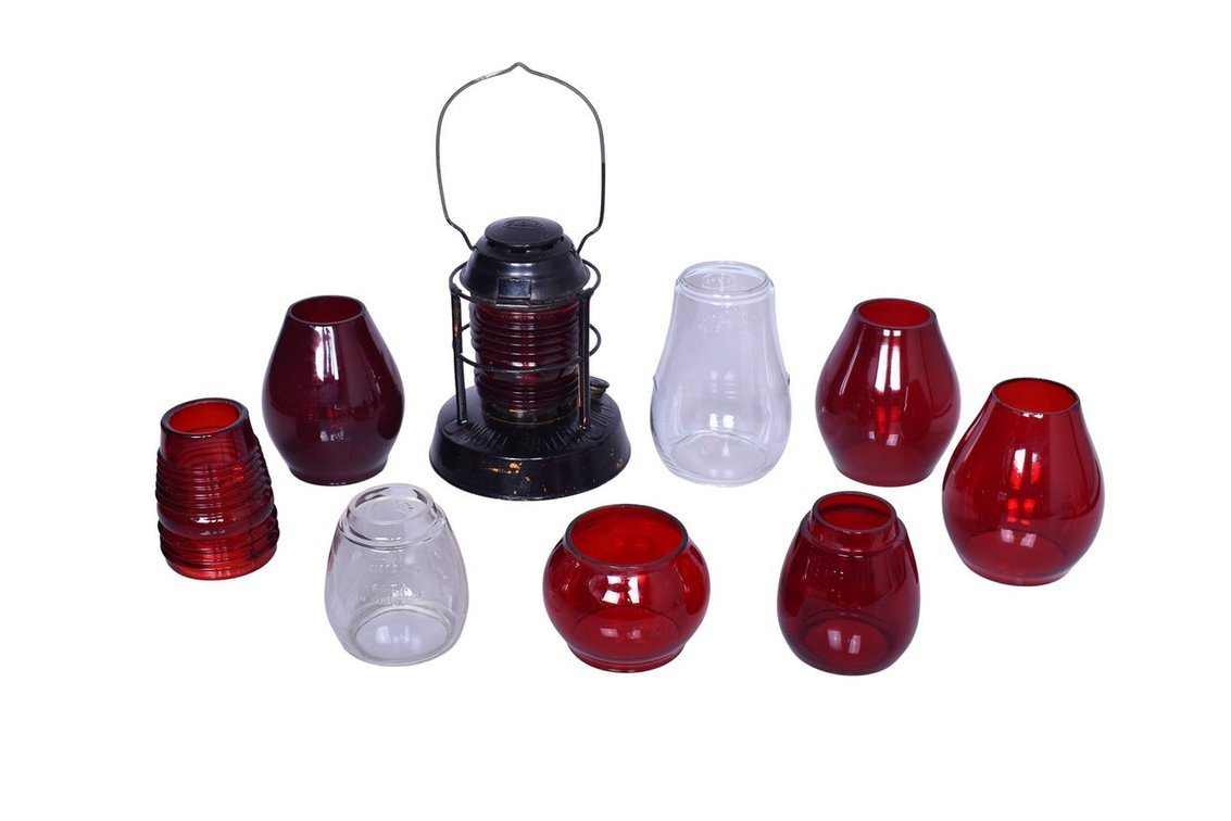 Dietz Night Watch Lantern and Eight Red and Clear Globes