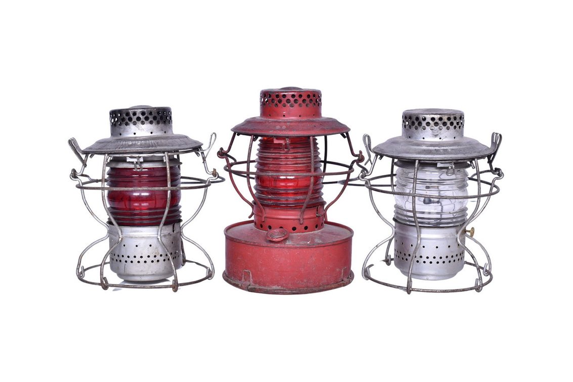 Three Lanterns - Pennsylvania Railroad and Consolidated Edison System