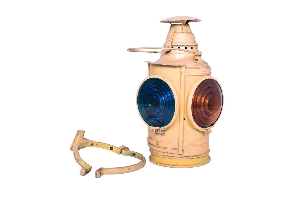 Dressel Caboose Marker Lamp w/ Bracket