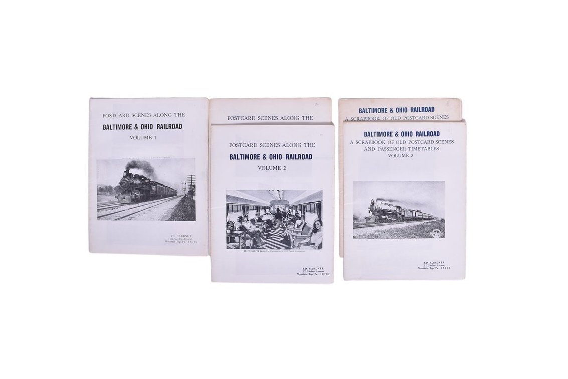 Group of Five Baltimore And Ohio Railroad Postcard Scenes Booklets