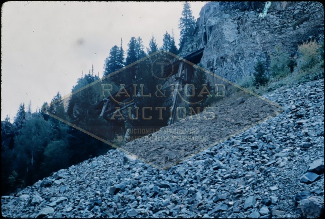 24 Slides - Rio Grande Southern, Chicago Burlington and Quincy, Tomahawk & Western