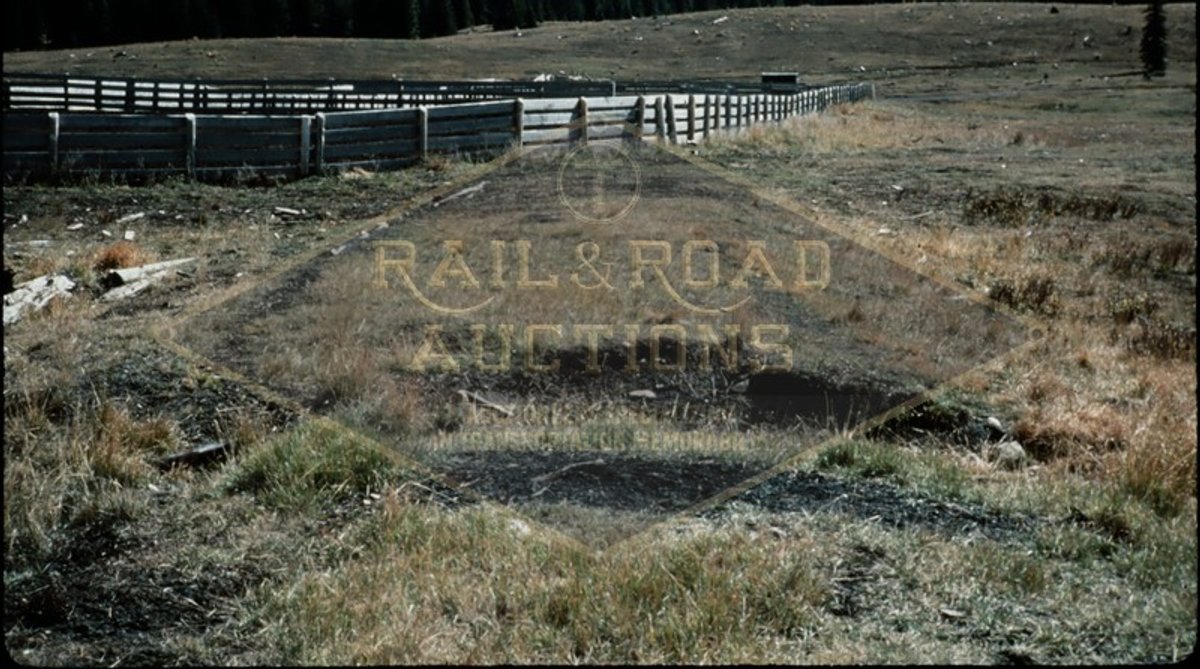20 Slides - Abandoned Narrow Gauge Trains and ROW