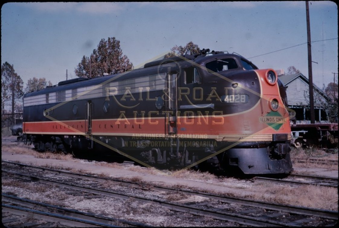 18 Slides - Illinois Central, Rio Grande
