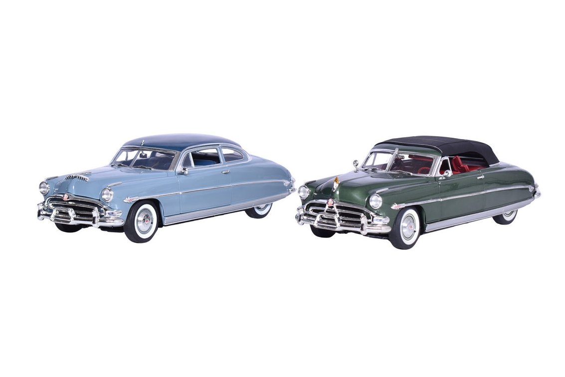 Pair of Highway 61 1:18 1952 Hudson Hornets Model Cars