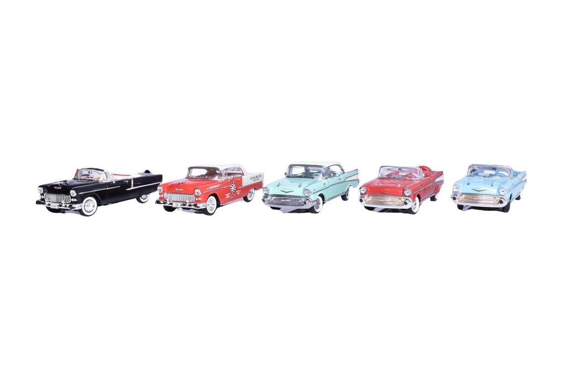 Three American Muscle and Two ERTL 1:18 Die Cast 1950s Chevrolet Bel Air Model Cars