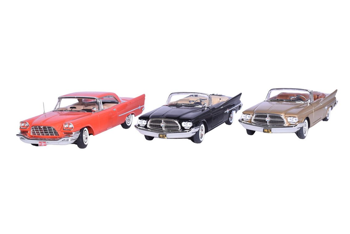 Three American Muscle, Road Signature 1:18 Die Cast 1957, 1960 Chrysler 300C, 300F Models
