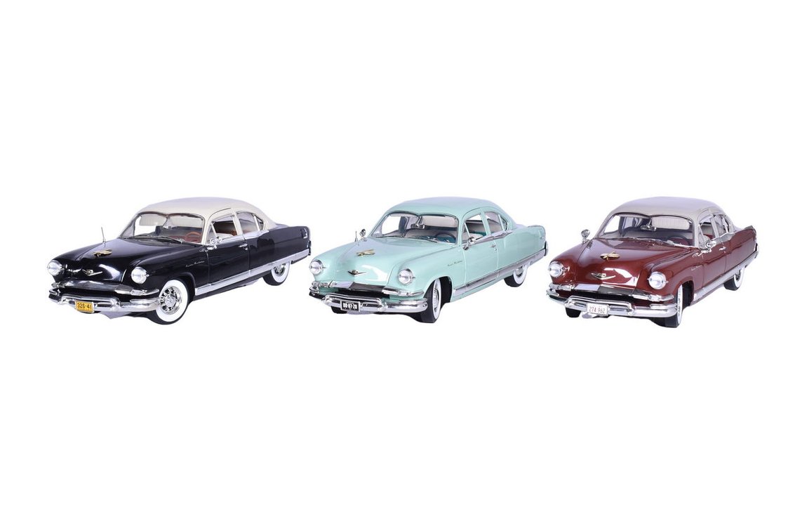 Three Die Cast Promotions, Inc. 1:18 Die Cast 1953 Kaiser Manhattan Models