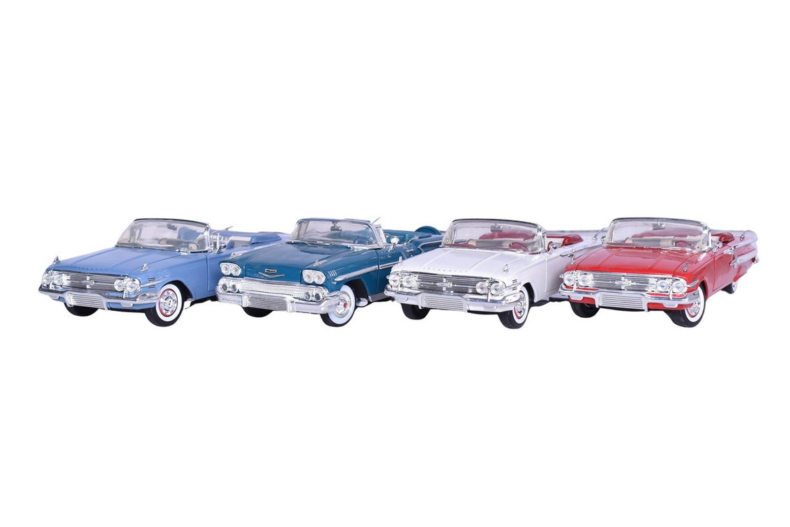 Four Motor Max 1:18 Die Cast 1958, 1960 Chevy Impala