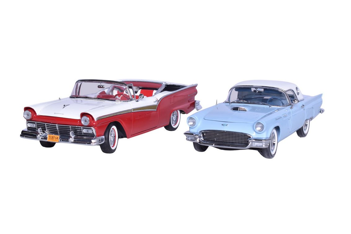 Pair of 1950s/60s Ford Thunderbird, Falcon 1:18 Die Cast Models - Sun Star, Precision