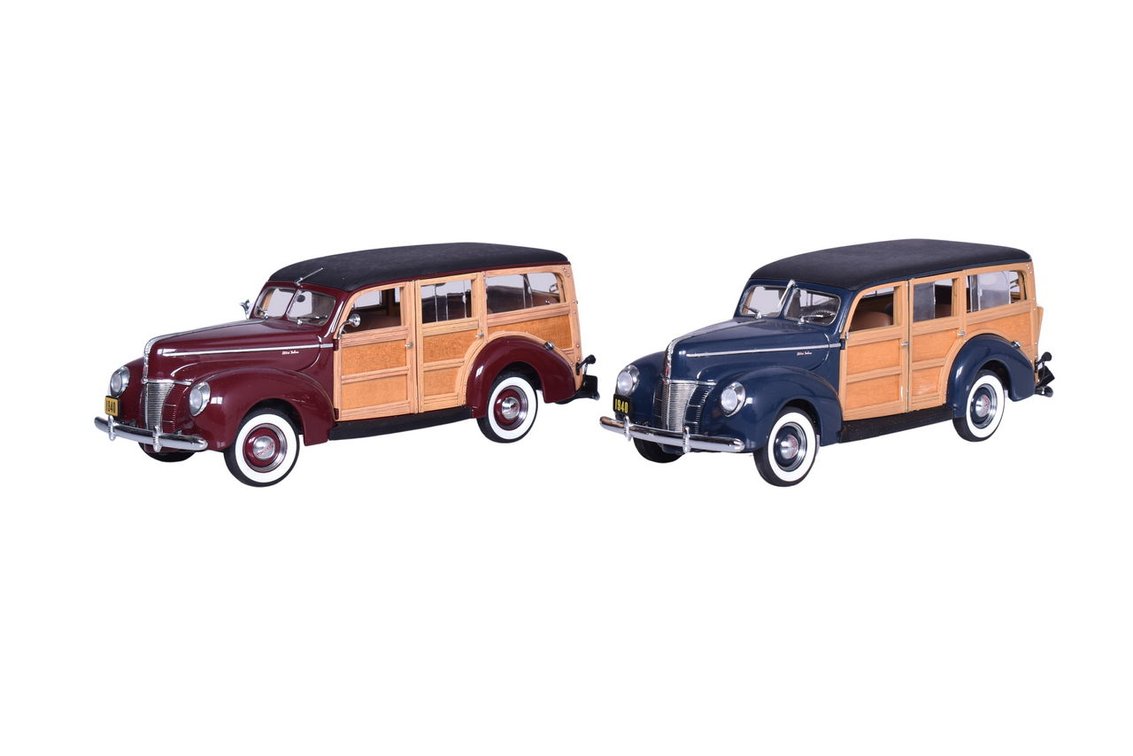 Two Danbury Mint 1:24 Die Cast 1940 Ford DeLuxe Station Wagon Models