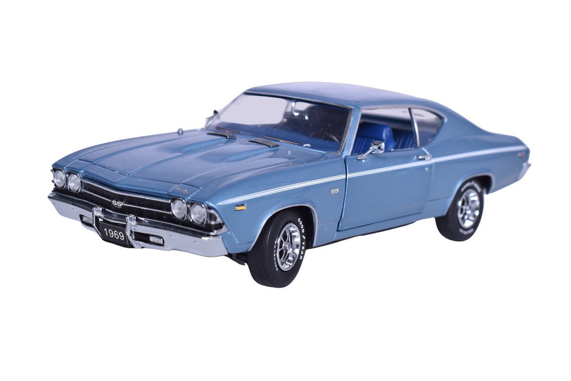 Franklin Mint 1:24 Die Cast 1969 Chevrolet Chevelle SS 396 Limited Edition 673 of 2500