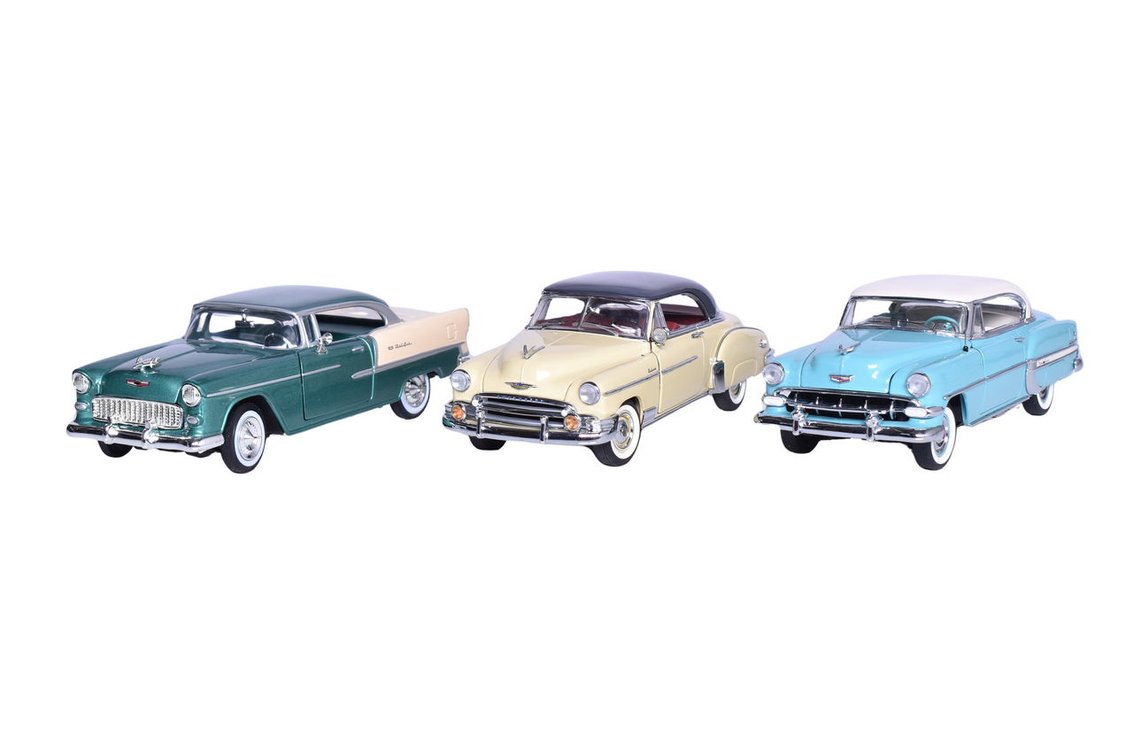 Three Franklin Mint 1:24 Die Cast 1950s Chevy Bel Air Models