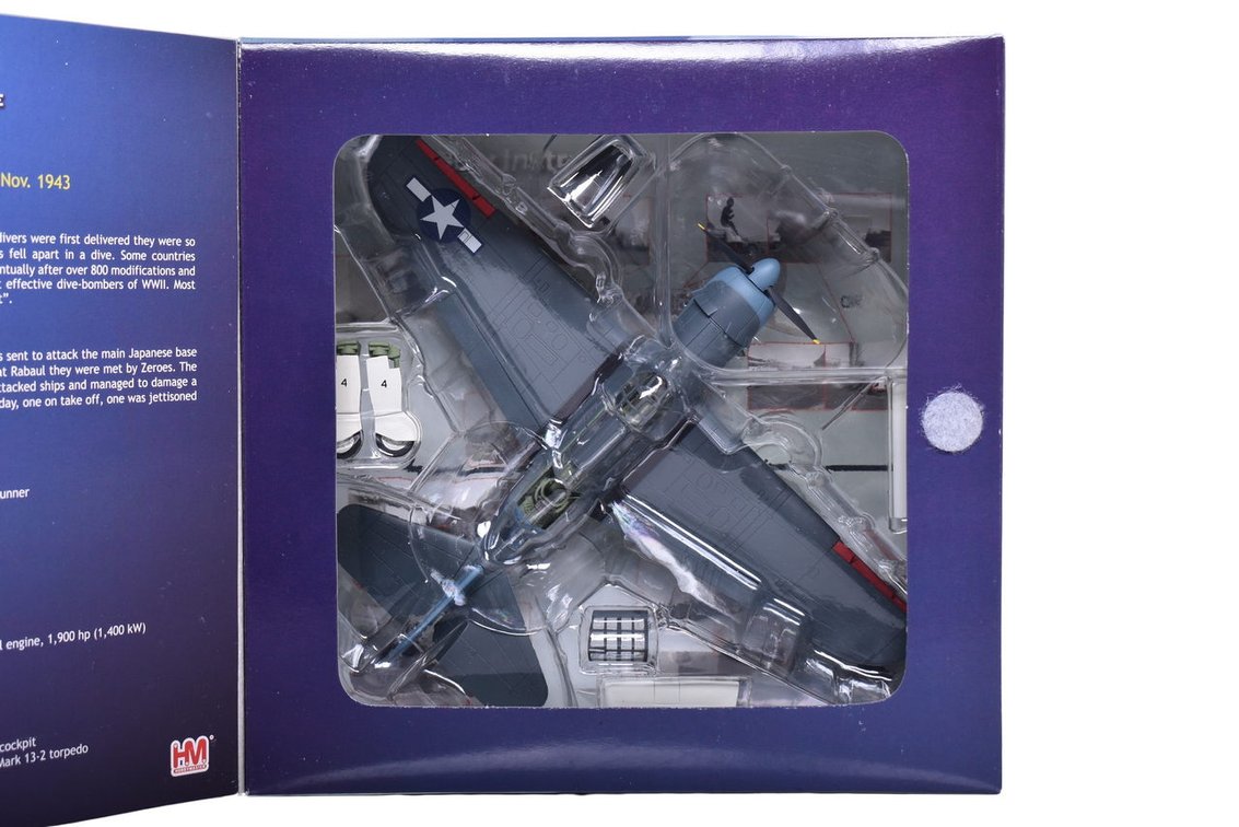 Hobby Master 1:72 SB2C-1 Helldiver USS Bunker Hill Die Cast WWII Military Plane