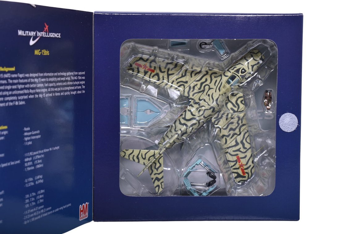 Hobby Master 1:72 World MiG-15bis Die Cast PLAAF Korean War Military Plane