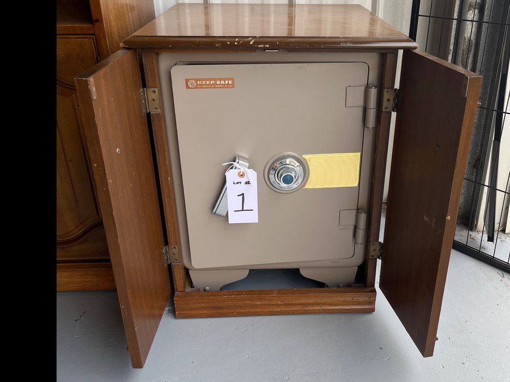 Keep/Safe w/Wood Cabinet 