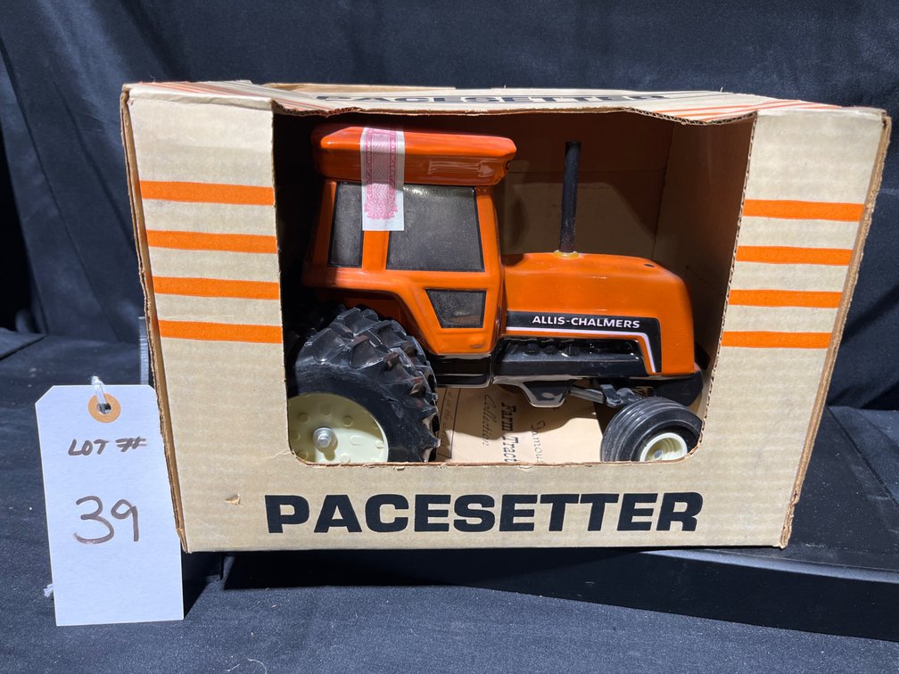 Pacesetter Allis-Chalmers “Big Orange”