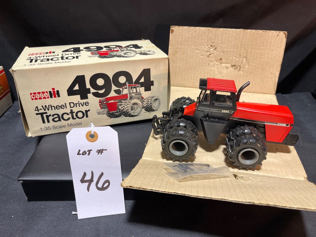 IH 4994 4- Wheel Drive Tractor - 1/35th