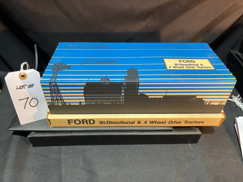Ford Bi-Directional & 4 Wheel Drive Tractors 1/32nd  -Dealer Meeting
