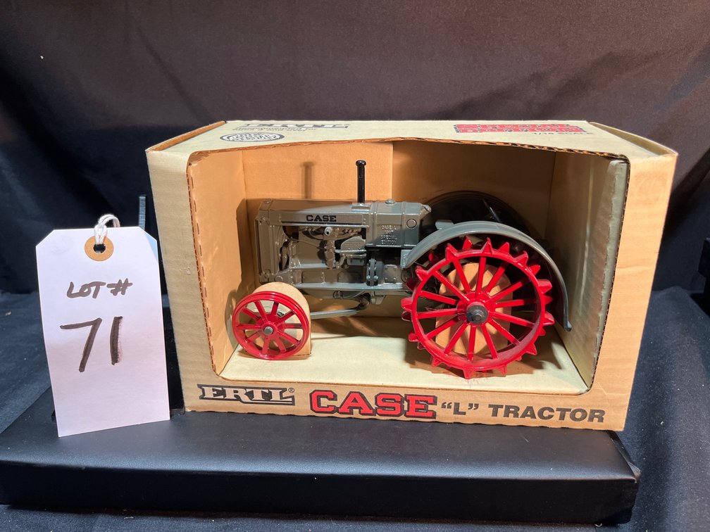 Case “L”  Tractor 1987 Special Edition 1/16th