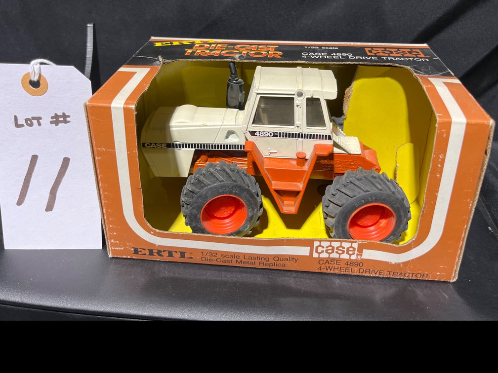 Case 4890 4-Wheel Drive  1/32nd