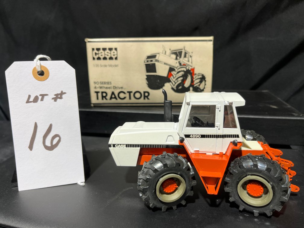 Case 90 Series 4-Wheel Drive - 1/35th