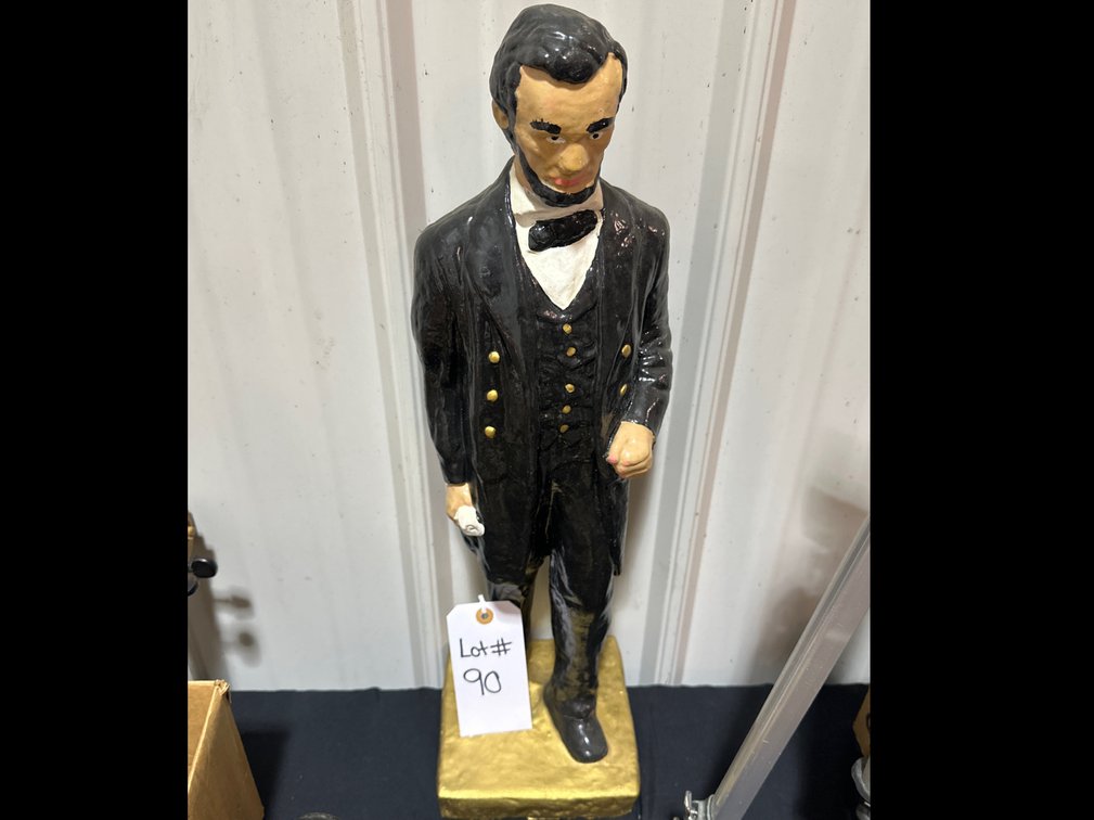 Lincoln Statue 