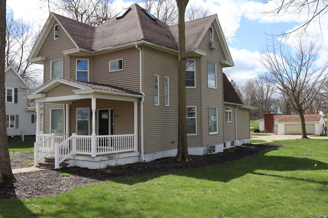 Image for 309 Heaton Street Walnut, IL