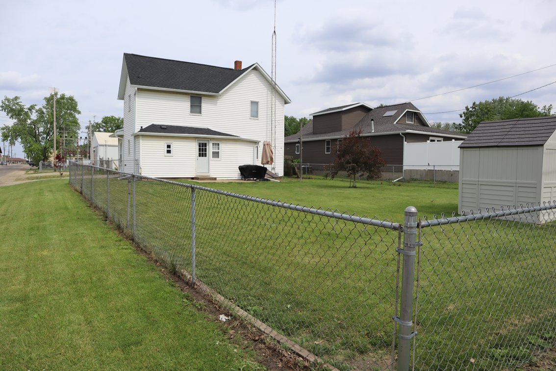 Image for 215 Depot Street  Walnut IL