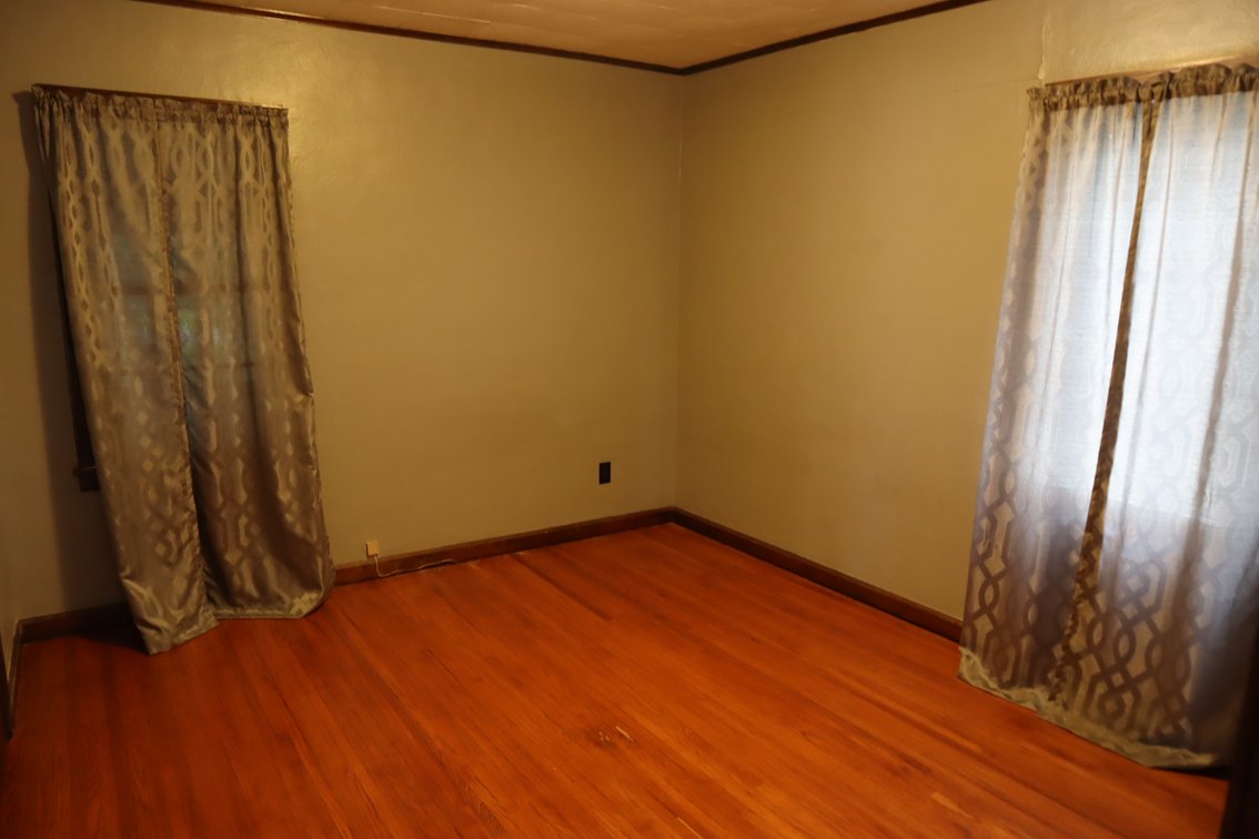 Image for 21 Red Oak Road  Walnut, IL