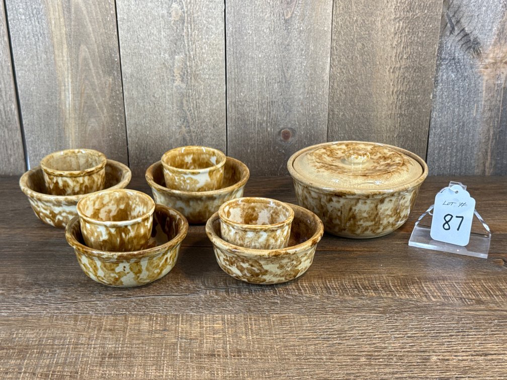 Yellowware Spongeware Bowl Set